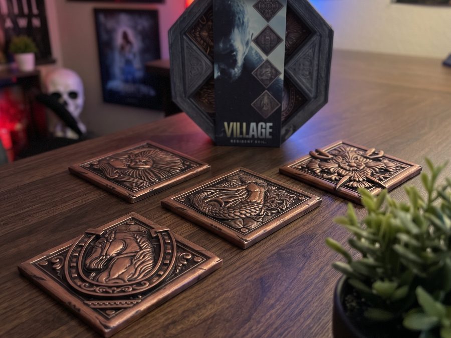 Village House Medallion Set